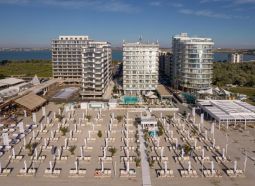 hotel 5 stele mamaia nord