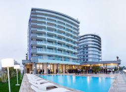 hotel 5 stele mamaia nord