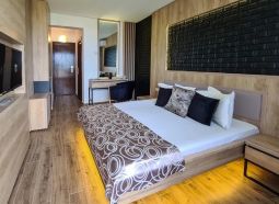 hotel 3 stele mamaia