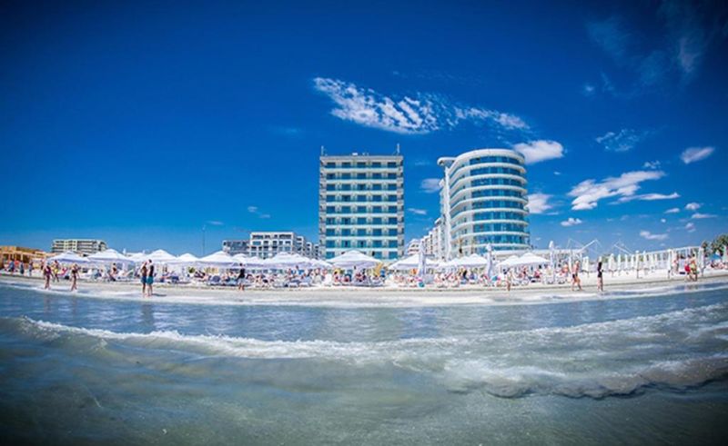 hotel de lux mamaia nord